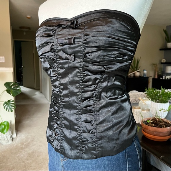 Satin Pull-on Bustier - Picture 3 of 8